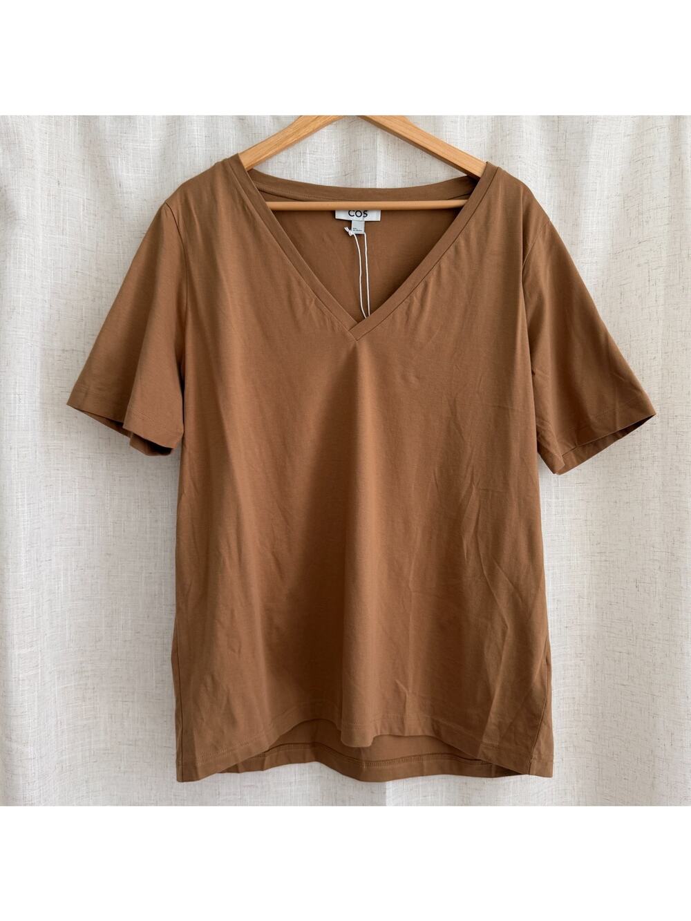 COS Shirt Women Large Camel Brown Oversized Boxy V Neck Short Sleeve Cotton Tee